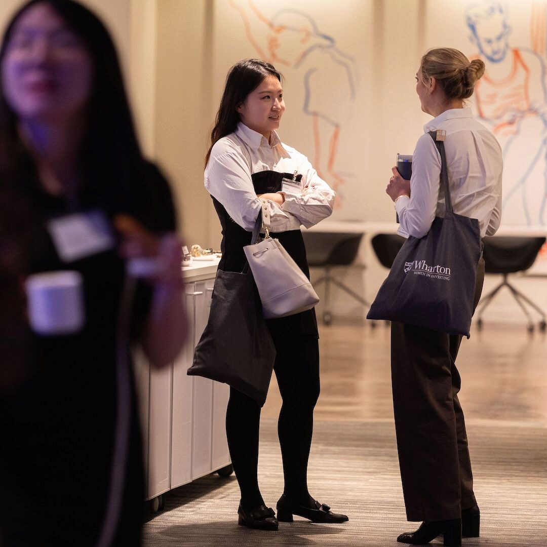 Participants engage in conversation at the Wharton Women in Investing Conference
